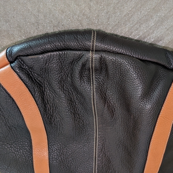 BRIC'S Italian Leather Pebbled Black Purse. Gorgeous!!!! - Picture 4 of 10
